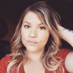 Meet your Posher, Betsy